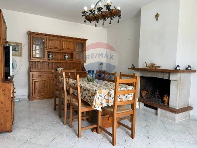 Terratetto unifamiliare via Fontecostanza 10, Scapoli
