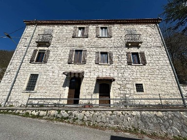 Terratetto unifamiliare via Pescole, Sessano del Molise