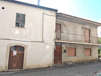 Terratetto unifamiliare via Filignano, 6, Centro, Pozzilli