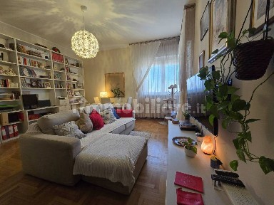 Trilocale via Alcide De Gasperi 11, Casorate Primo