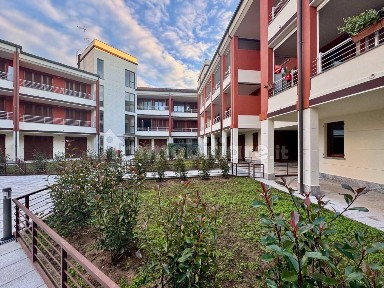 Trilocale Strada Villa Serafina 6G, San Giovannino - Pompieri, Pavia