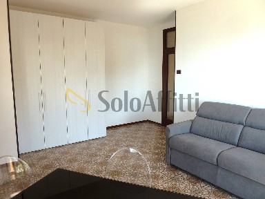 Bilocale via Aurelia Ponente 10, Ospedaletti