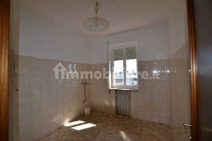Trilocale piazzale Duca d'Aosta 5, San Valentino, Ospedale, Pordenone