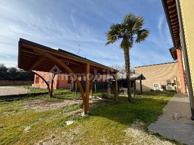 Villa a schiera 5 locali, ottimo stato, Centro, San Possidonio