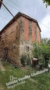Rustico - casale all'asta via Corciolano, Baiso