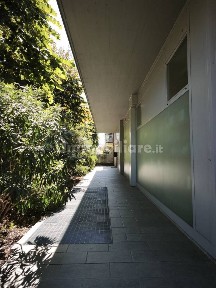 Locale commerciale in Affitto