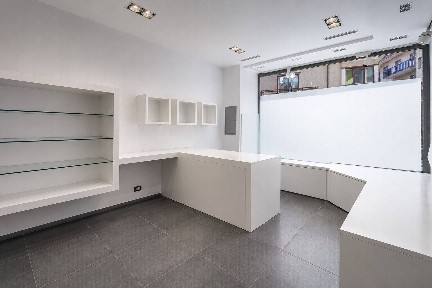 Locale commerciale in Affitto