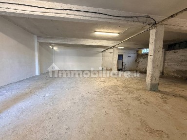 Magazzino - Deposito in Vendita