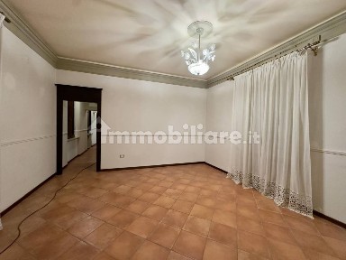 Trilocale via 9 Febbraio 11, Centro Storico, Ravenna