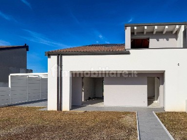 Villa bifamiliare via Cornere, Centro, Altivole