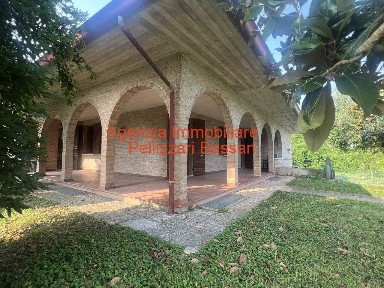 Villa unifamiliare via Madonnetta, Arcade