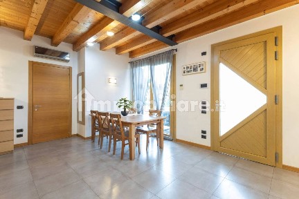 Villa bifamiliare via Cendon, Centro, Silea