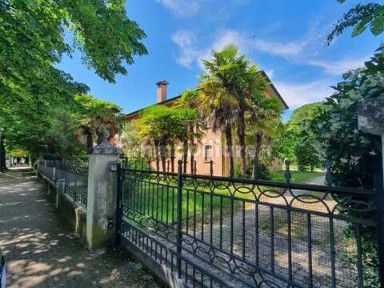 Villa bifamiliare Francesco Barbiero No Number, Centro, Mogliano Veneto