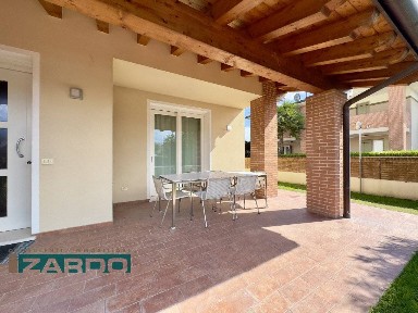 Villa bifamiliare 150 m², Castione, Loria