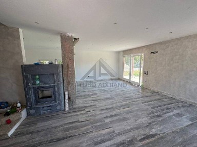 Villa unifamiliare, nuova, 217 m², Centro, Castello di Godego