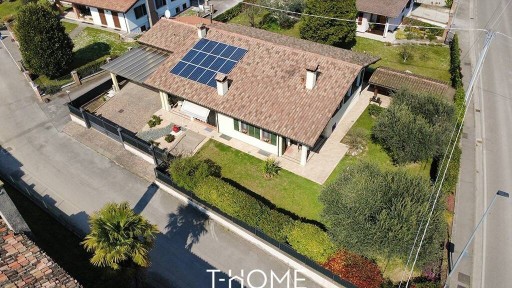 Villa unifamiliare via Sopracastello, San Zenone, San Zenone degli Ezzelini