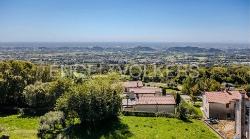 Villa unifamiliare via Piave, Centro, Borso del Grappa