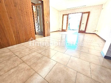 Villa plurifamiliare via Roma 35, Centro, Montebelluna
