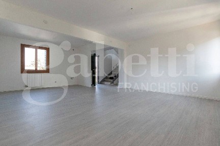 Villa bifamiliare via Zero Branco, 24, Campocroce, Mogliano Veneto