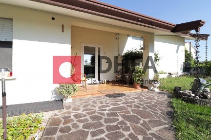 Villa unifamiliare via G.marconi, Catena, Villorba