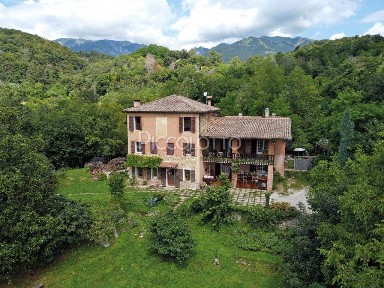 Villa unifamiliare via della Chiesa, Centro, Castelcucco