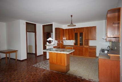 Villa unifamiliare via 24 Maggio, Centro, Susegana
