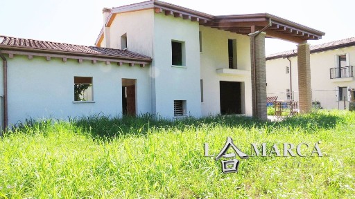 Villa bifamiliare via Corte 69/H, Centro, Borso del Grappa