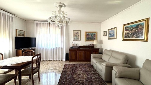 Villa unifamiliare via Baratta Vecchia, Centro, Preganziol