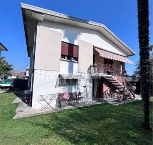 Villa all'asta via san pio x, 27, Susegana