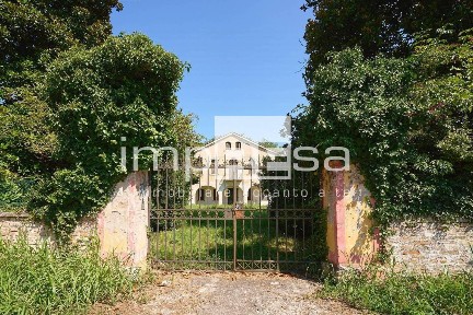 Villa unifamiliare via Guglielmo Marconi, Centro, Mogliano Veneto