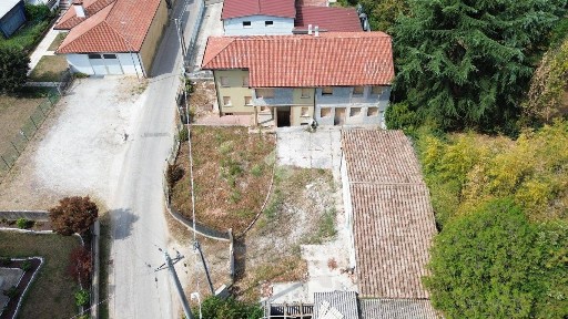 Villa bifamiliare via Casoni 50, Castelfranco Veneto