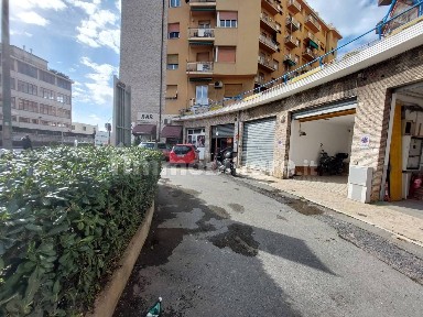Magazzino - Deposito in Vendita