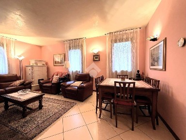 Villa bifamiliare via Gramsci, San Pelaio, Treviso
