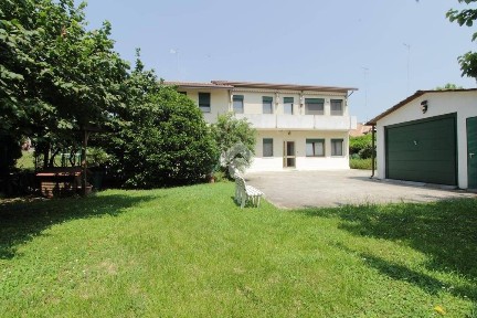Villa unifamiliare Strada di Santa Bona Vecchia 115, Santa Bona Nuova, Treviso