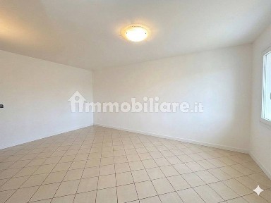 Villa bifamiliare via Noalese, San Giuseppe - Aeroporto, Treviso