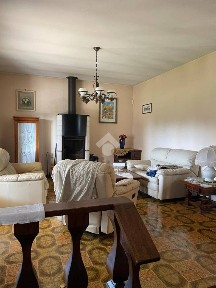 Villa unifamiliare villa singola via ortigara 1, Padernello, Paese