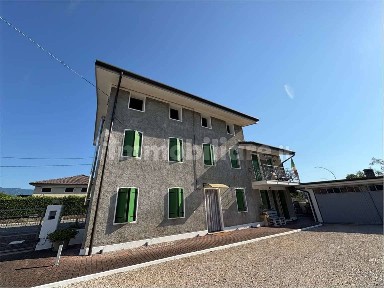 Villa unifamiliare viaa castello, 190, Centro, Sernaglia della Battaglia