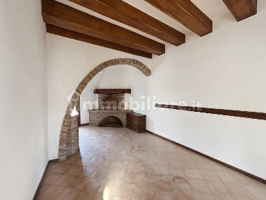 Villa plurifamiliare via Democrito 22, Centro, Mogliano Veneto