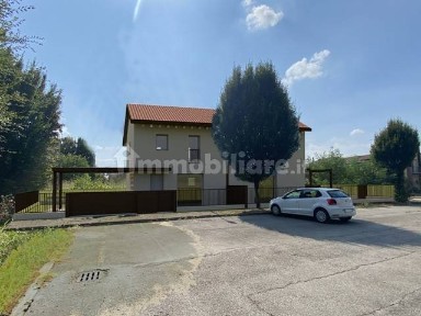 Villa bifamiliare via Valentino Bernardi, Poggiana, Riese Pio X