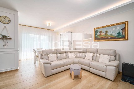 Villa bifamiliare via 7 Aprile, San Liberale, Treviso