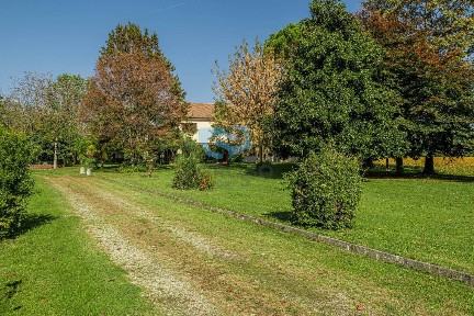 Villa unifamiliare via 4 Novembre, Pezzan, Carbonera