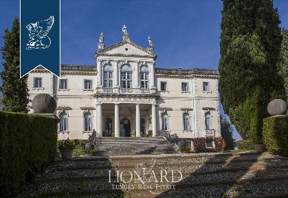 Villa unifamiliare, buono stato, 1670 m², Conegliano