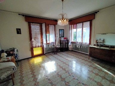 Villa unifamiliare, buono stato, 310 m², Centro, Arcade