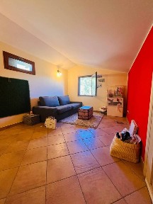 Villa bifamiliare via Nuova per Schignano 22, Centro, Vaiano