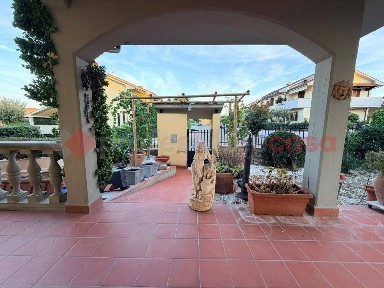 Villa unifamiliare via Masaccio, Centro, Poggio a Caiano