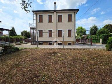 Villa unifamiliare, da ristrutturare, 140 m², San Giuseppe - Aeroporto, Treviso