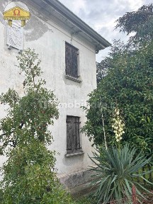 Villa unifamiliare, da ristrutturare, 360 m², Ponzano Veneto