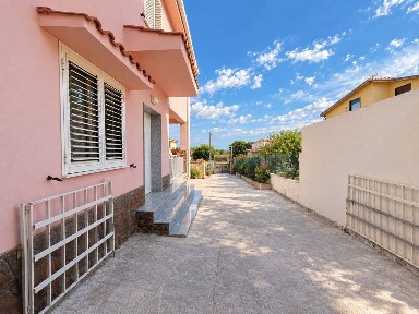 Villa bifamiliare via degli Ulivi 22, San Leone, Villaseta, Villaggio, Agrigento