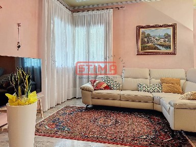 Villa unifamiliare, ottimo stato, 220 m², Santa Bona Nuova, Treviso