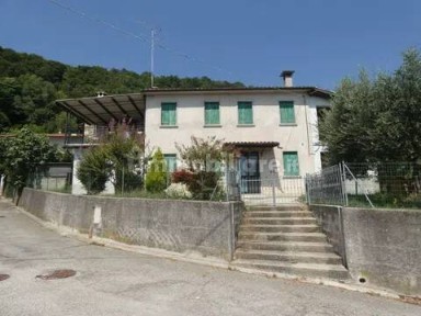 Villa unifamiliare Località Introvigne 38, Centro, Tarzo